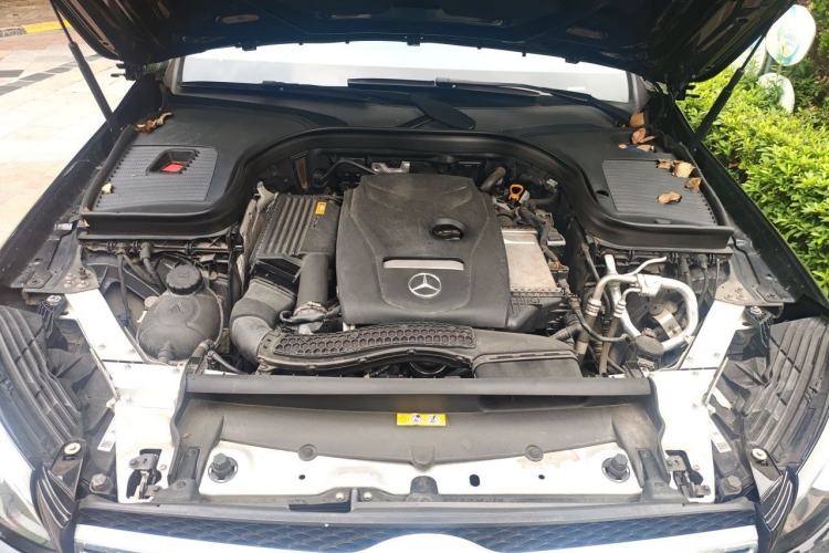 Used Mercedes-Benz GLC 2019 Refreshed GLC 300 L 4MATIC Dynamic Edition Engine Bay