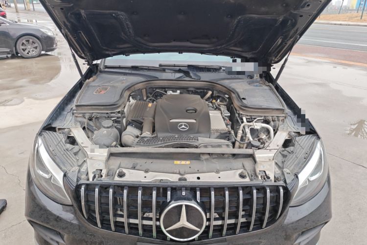 Used Mercedes-Benz GLC 2019 GLC 260 L 4MATIC Dynamic Model Engine Bay
