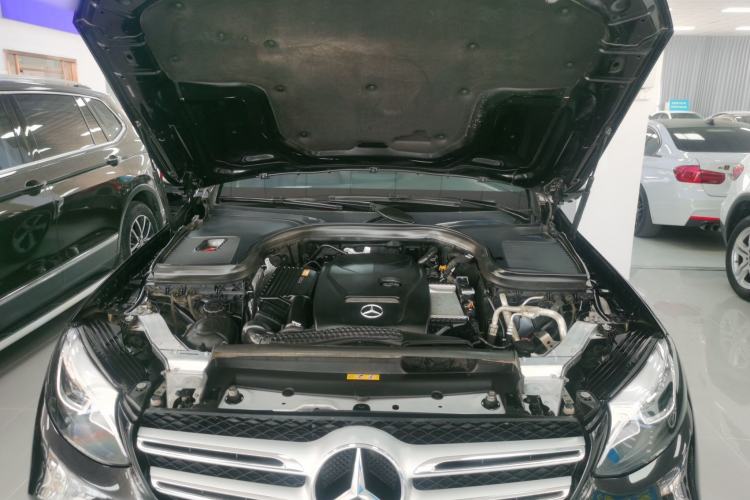 Used Mercedes-Benz GLC 2019 Facelift GLC 260 L 4MATIC Luxury Model Engine Bay