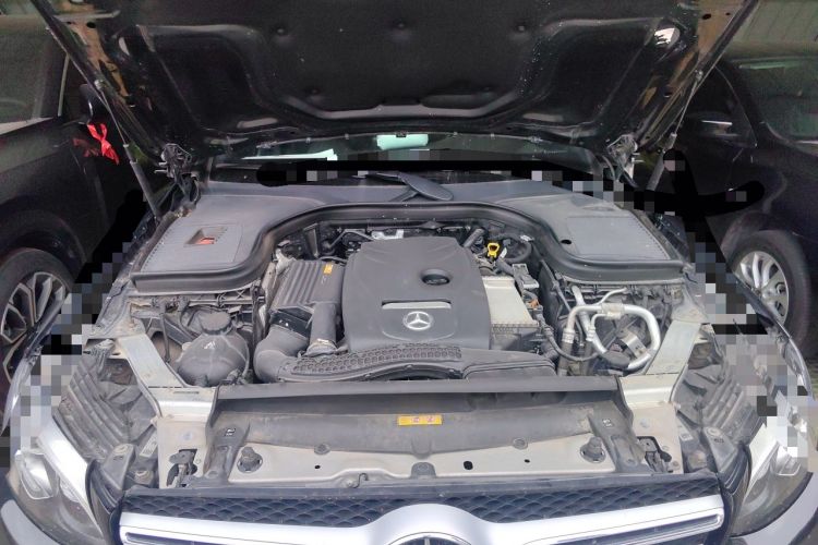 Used Mercedes-Benz GLC 2019 GLC 300 L 4MATIC Dynamic Model Engine Bay