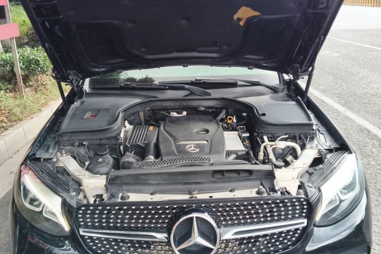 Used Mercedes-Benz GLC 2019 GLC 260 L 4MATIC Luxury Model Engine Bay