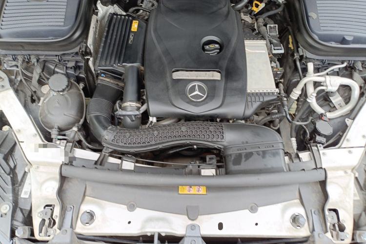 Used Mercedes-Benz GLC 2019 GLC 260 4MATIC Dynamic Edition Engine Bay