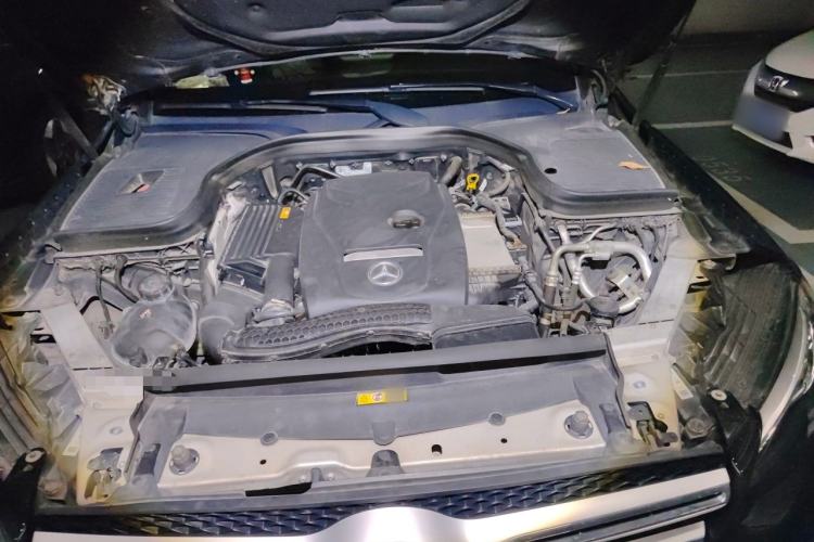 Used Mercedes-Benz GLC 2019 GLC 260 L 4MATIC Dynamic Model Engine Bay