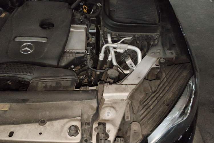 Used Mercedes-Benz GLC 2019 GLC 260 L 4MATIC Luxury Model Engine Bay Left
