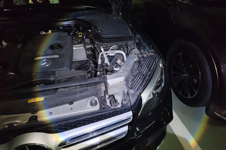 Used Mercedes-Benz GLC 2019 GLC 260 L 4MATIC Dynamic Model Engine Bay Left