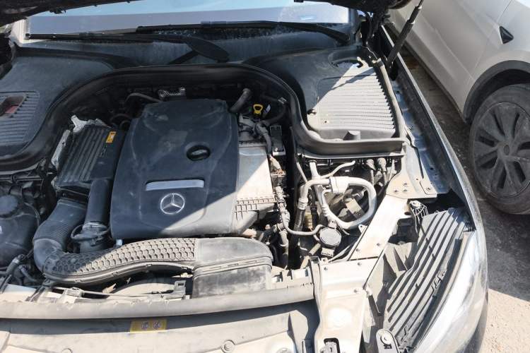 Used Mercedes-Benz GLC 2019 GLC 200 L 4MATIC Engine Bay Left