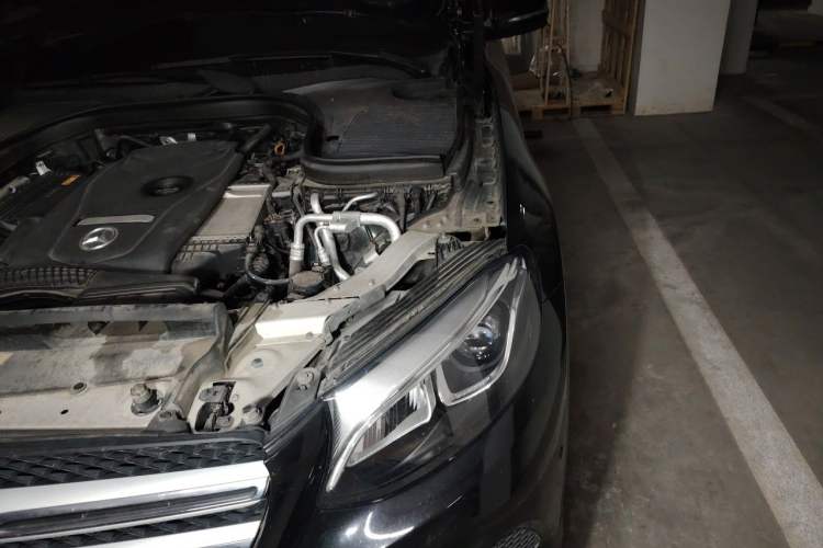 Used Mercedes-Benz GLC 2019 GLC 200 L 4MATIC Engine Bay Left