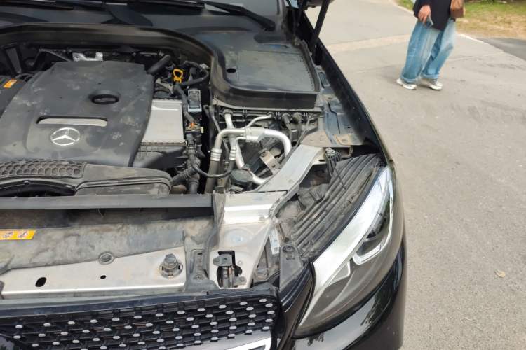Used Mercedes-Benz GLC 2019 GLC 260 L 4MATIC Dynamic Model Engine Bay Left