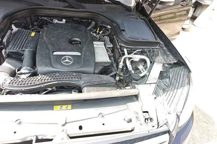 Used Mercedes-Benz GLC 2019 GLC 200 L 4MATIC Engine Bay Left