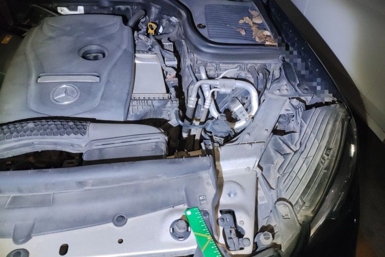 Used Mercedes-Benz GLC 2019 GLC 300 L 4MATIC Dynamic Model Engine Bay Left