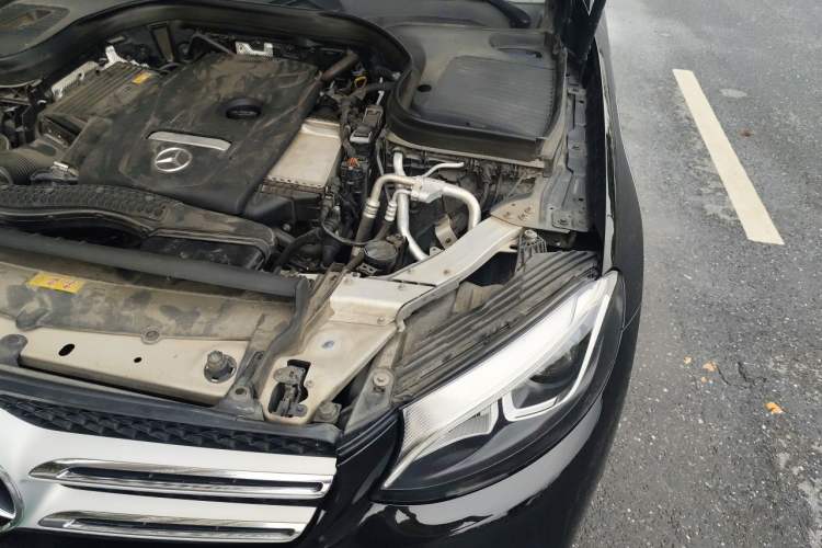 Used Mercedes-Benz GLC 2019 GLC 260 L 4MATIC Luxury Model Engine Bay Left