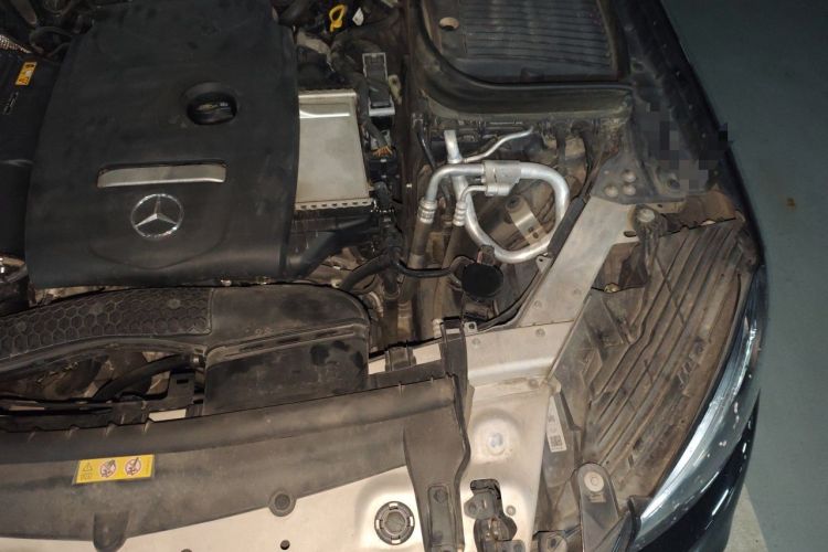 Used Mercedes-Benz GLC 2019 Facelift GLC 260 L 4MATIC Luxury Model Engine Bay Left