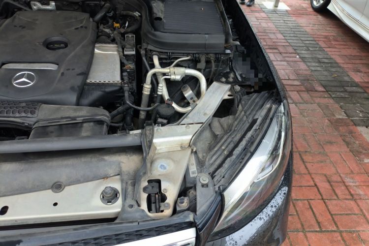 Used Mercedes-Benz GLC 2019 GLC 260 L 4MATIC Dynamic Model Engine Bay Left