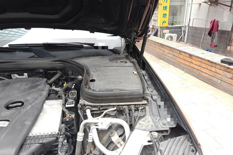 Used Mercedes-Benz GLC 2019 GLC 260 L 4MATIC Dynamic Model Engine Bay Left