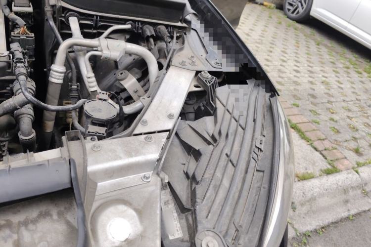 Used Mercedes-Benz GLC 2019 GLC 200 L 4MATIC Engine Bay Left