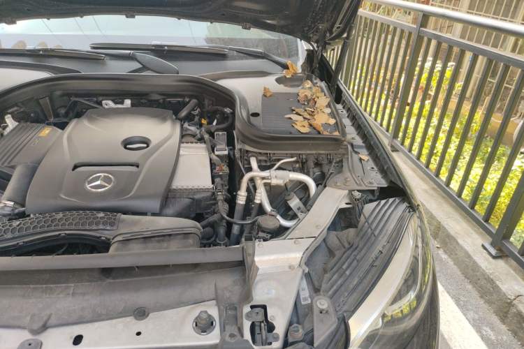 Used Mercedes-Benz GLC 2019 Facelift GLC 260 L 4MATIC Luxury Model Engine Bay Left