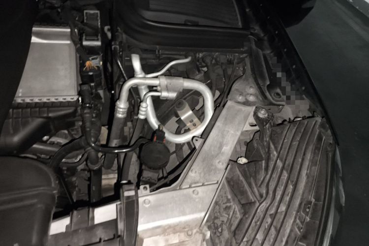 Used Mercedes-Benz GLC 2019 Facelift GLC 260 L 4MATIC Luxury Model Engine Bay Left