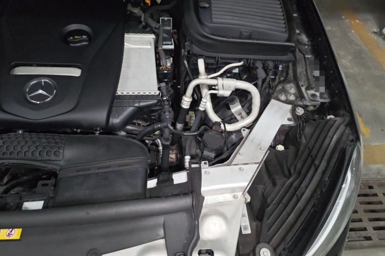 Used Mercedes-Benz GLC 2019 Facelift GLC 260 L 4MATIC Luxury Model Engine Bay Left