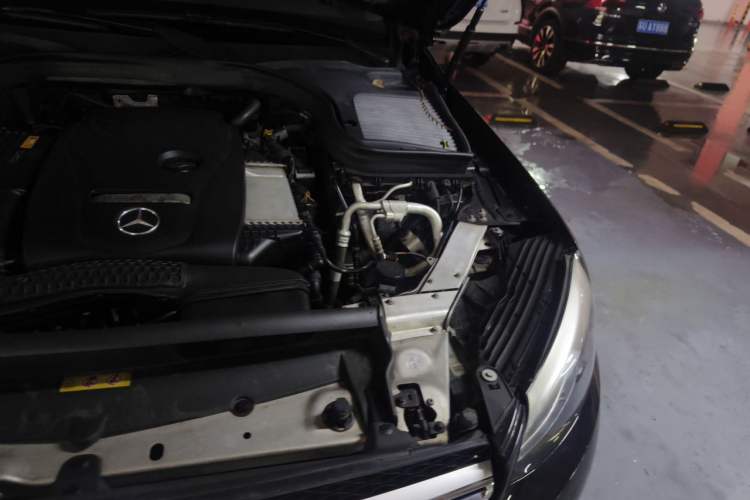 Used Mercedes-Benz GLC 2019 GLC 200 L 4MATIC Engine Bay Left