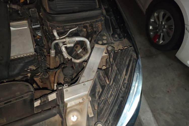 Used Mercedes-Benz GLC 2019 GLC 200 L 4MATIC Engine Bay Left