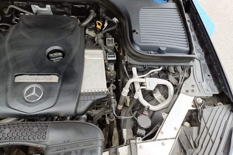 Used Mercedes-Benz GLC 2019 GLC 260 4MATIC Dynamic Edition Engine Bay Left