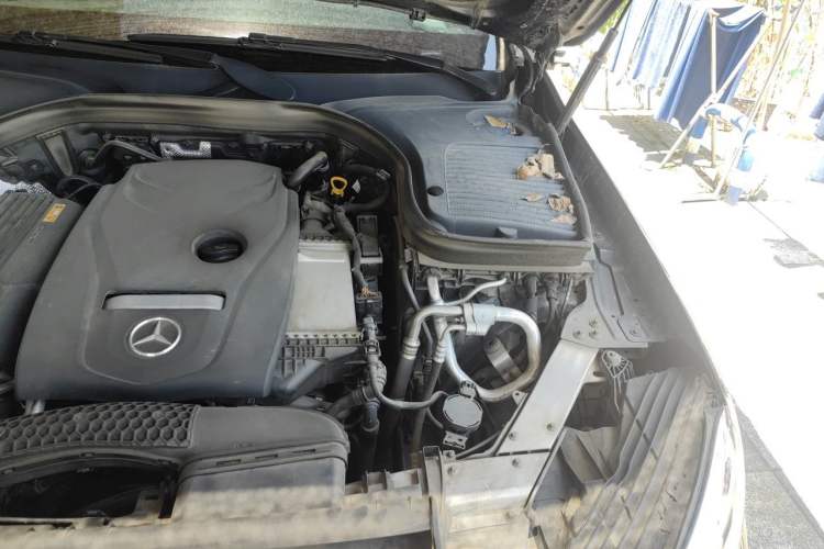 Used Mercedes-Benz GLC 2019 GLC 300 L 4MATIC Dynamic Model Engine Bay Left