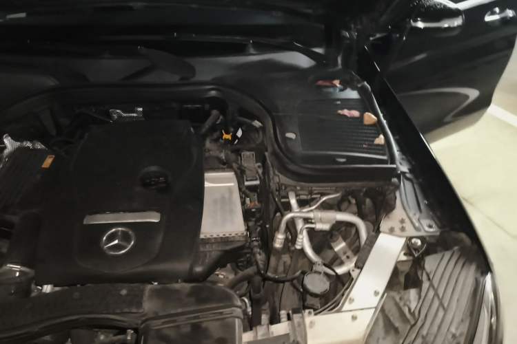Used Mercedes-Benz GLC 2019 GLC 260 L 4MATIC Dynamic Model Engine Bay Left