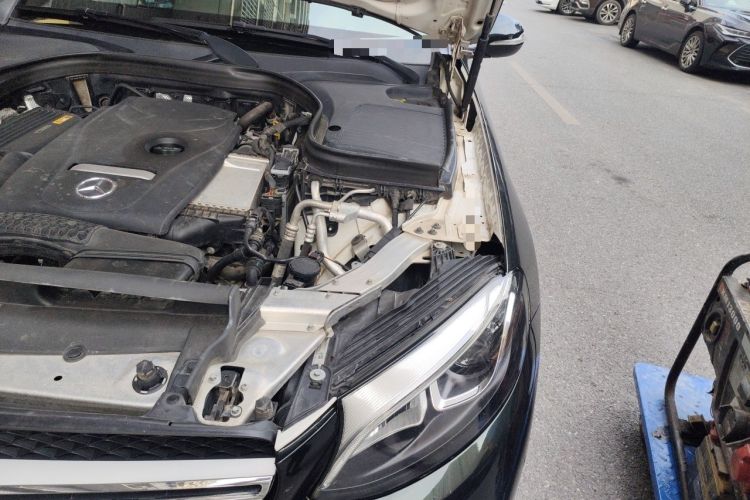 Used Mercedes-Benz GLC 2019 GLC 260 4MATIC Dynamic Edition Engine Bay Left