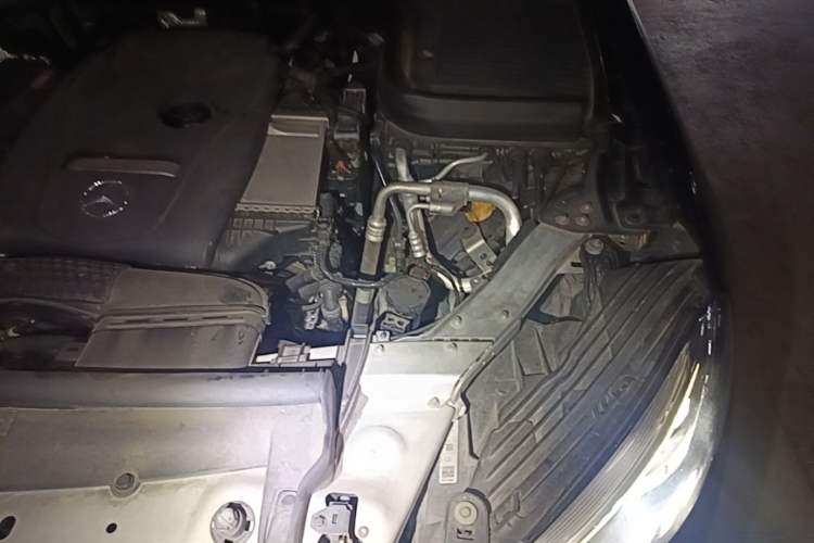 Used Mercedes-Benz GLC 2019 GLC 200 L 4MATIC Engine Bay Left