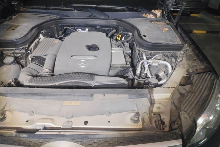 Used Mercedes-Benz GLC 2019 GLC 300 L 4MATIC Dynamic Model Engine Bay Left
