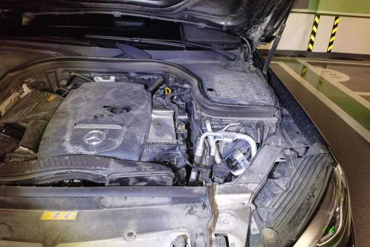 Used Mercedes-Benz GLC 2019 Facelift GLC 260 L 4MATIC Luxury Model Engine Bay Left