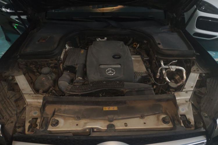 Used Mercedes-Benz GLC 2019 GLC 260 L 4MATIC Dynamic Model Engine Bay