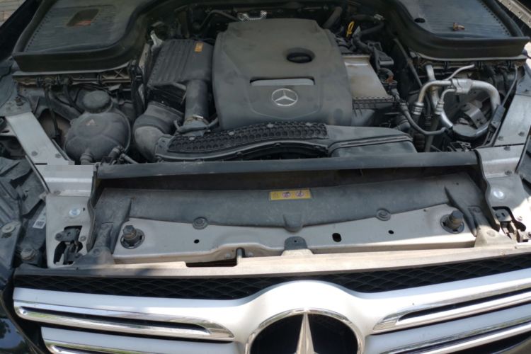 Used Mercedes-Benz GLC 2019 Facelift GLC 260 L 4MATIC Luxury Model Engine Bay