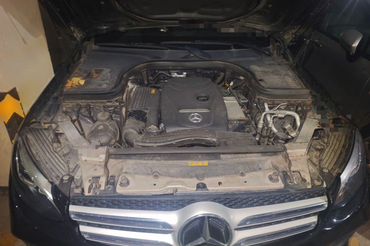 Used Mercedes-Benz GLC 2019 GLC 260 L 4MATIC Dynamic Model Engine Bay
