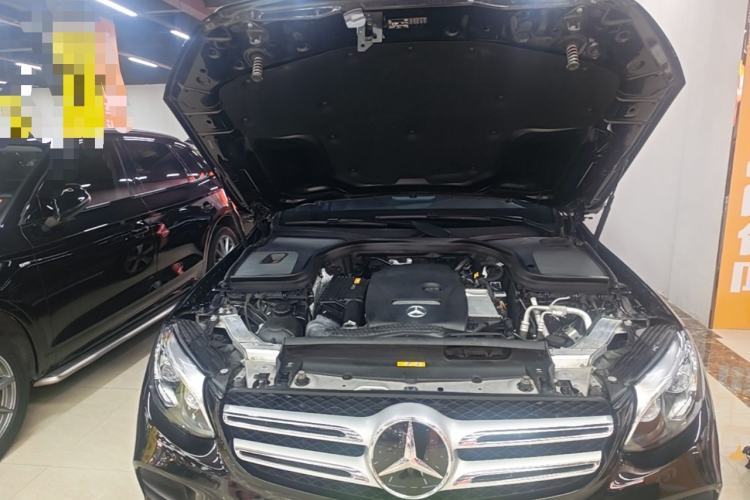 Used Mercedes-Benz GLC 2019 Refreshed GLC 300 L 4MATIC Dynamic Edition Engine Bay