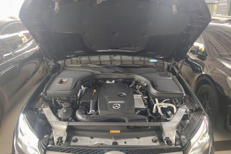 Used Mercedes-Benz GLC 2019 Facelift GLC 260 L 4MATIC Luxury Model Engine Bay