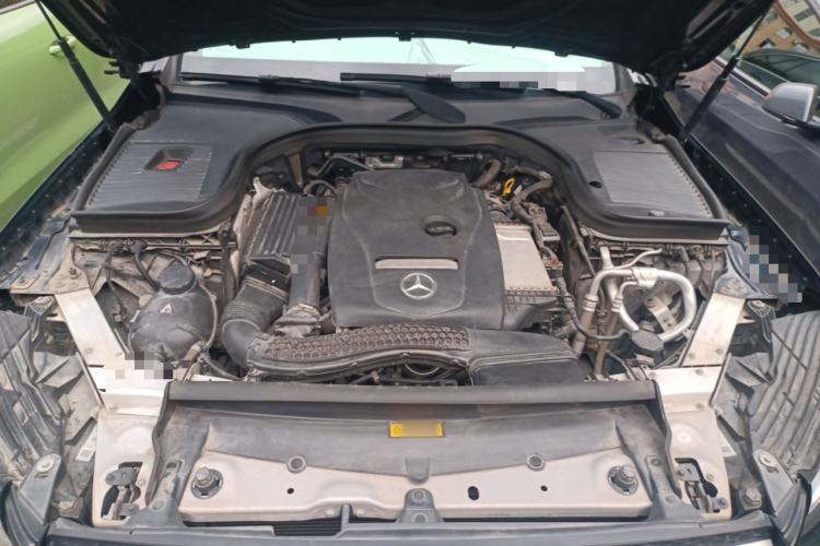 Used Mercedes-Benz GLC 2019 GLC 260 L 4MATIC Dynamic Model Engine Bay