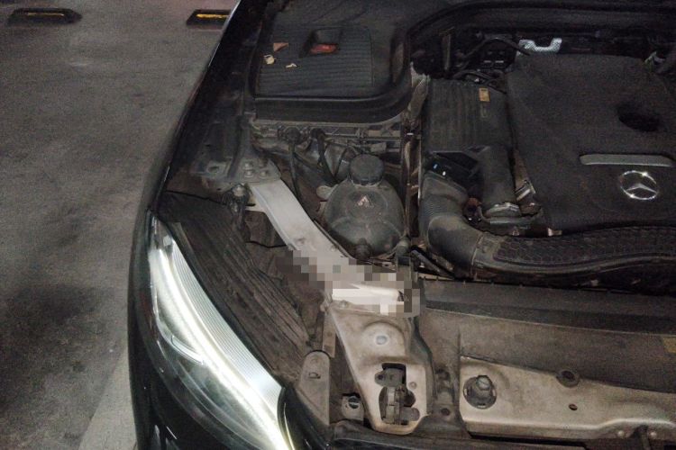 Used Mercedes-Benz GLC 2019 GLC 260 L 4MATIC Luxury Model Engine Bay Right