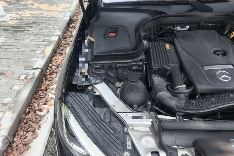 Used Mercedes-Benz GLC 2019 Facelift GLC 260 L 4MATIC Luxury Model Engine Bay Right