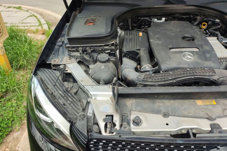 Used Mercedes-Benz GLC 2019 GLC 260 L 4MATIC Dynamic Model Engine Bay Right