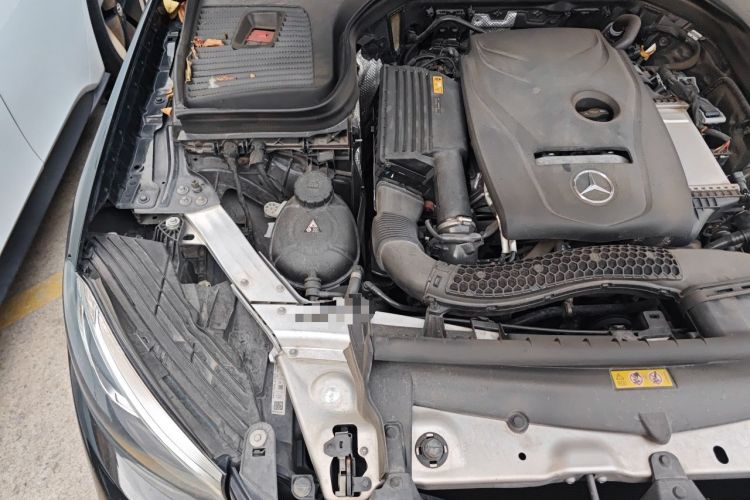 Used Mercedes-Benz GLC 2019 Facelift GLC 260 L 4MATIC Luxury Model Engine Bay Right