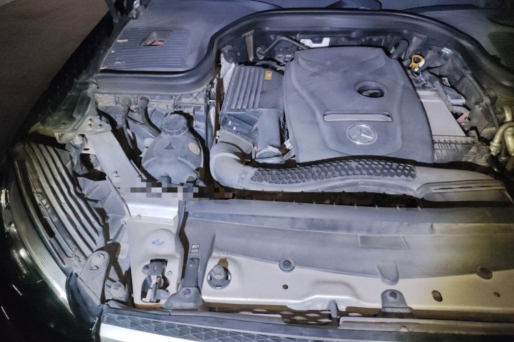 Used Mercedes-Benz GLC 2019 GLC 300 L 4MATIC Dynamic Model Engine Bay Right