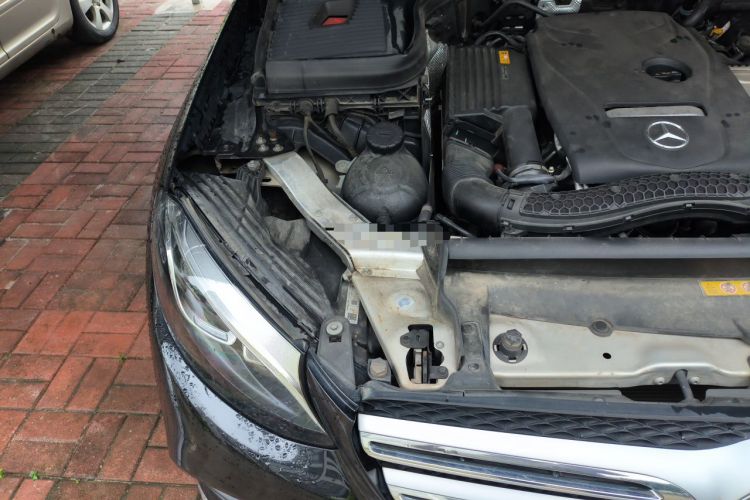 Used Mercedes-Benz GLC 2019 GLC 260 L 4MATIC Dynamic Model Engine Bay Right