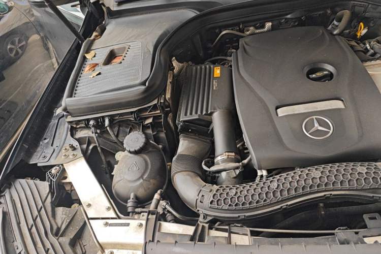 Used Mercedes-Benz GLC 2019 Facelift GLC 260 L 4MATIC Luxury Model Engine Bay Right