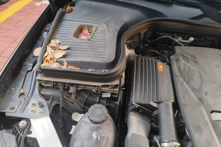 Used Mercedes-Benz GLC 2019 Refreshed GLC 300 L 4MATIC Dynamic Edition Engine Bay Right
