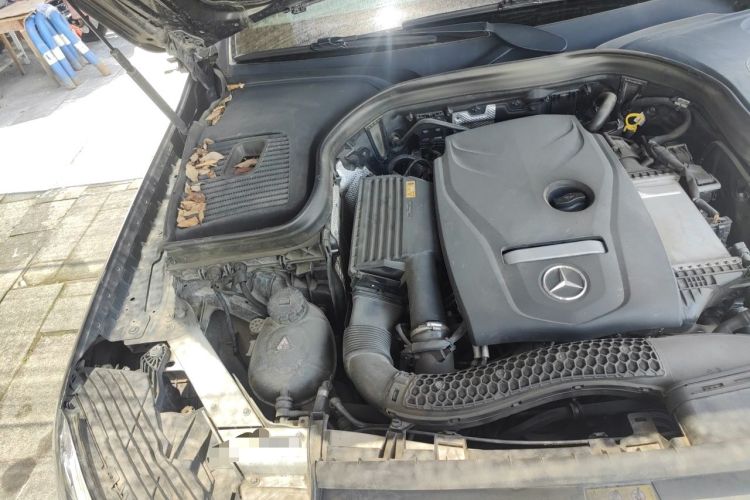 Used Mercedes-Benz GLC 2019 GLC 300 L 4MATIC Dynamic Model Engine Bay Right