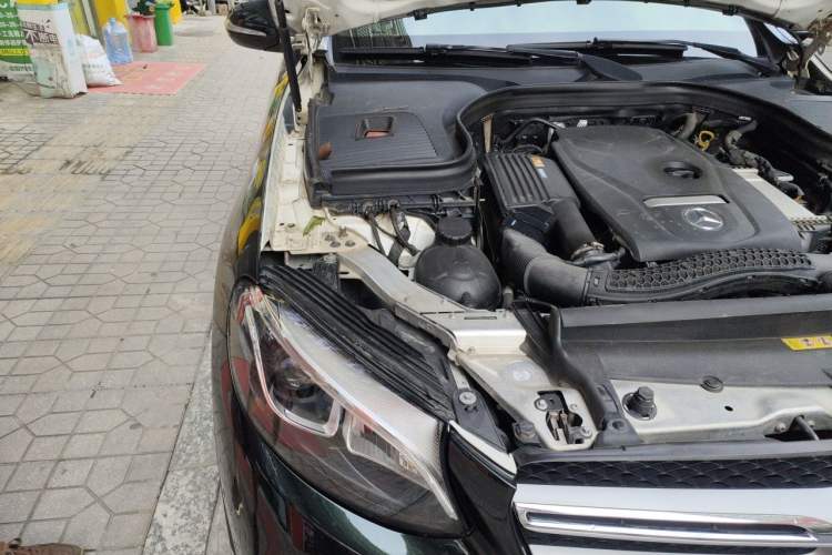 Used Mercedes-Benz GLC 2019 GLC 260 4MATIC Dynamic Edition Engine Bay Right