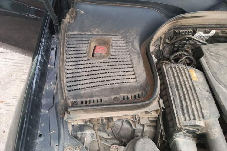 Used Mercedes-Benz GLC 2019 GLC 200 L 4MATIC Engine Bay Right
