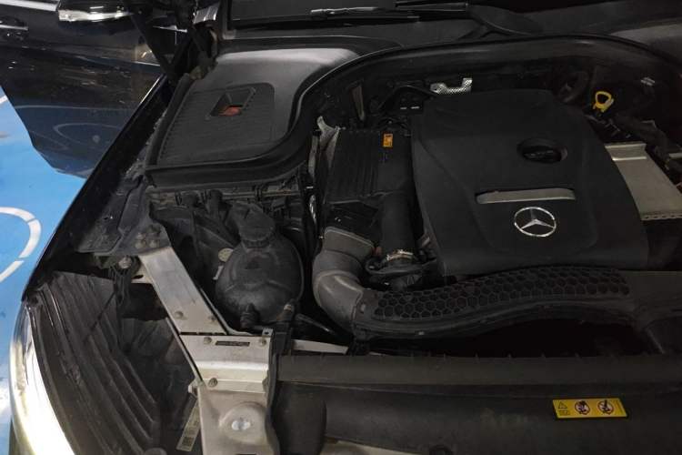 Used Mercedes-Benz GLC 2019 Facelift GLC 260 L 4MATIC Luxury Model Engine Bay Right