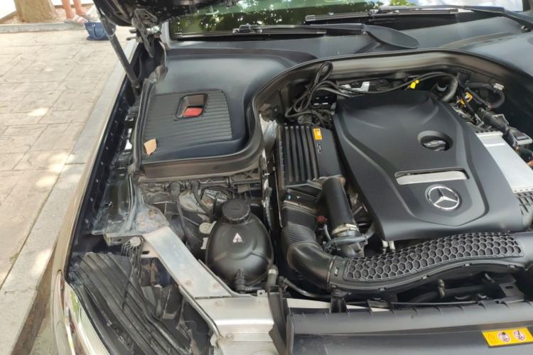 Used Mercedes-Benz GLC 2019 GLC 260 L 4MATIC Luxury Model Engine Bay Right